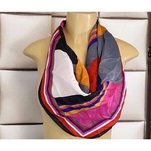 Liz Sinclair scarf   
